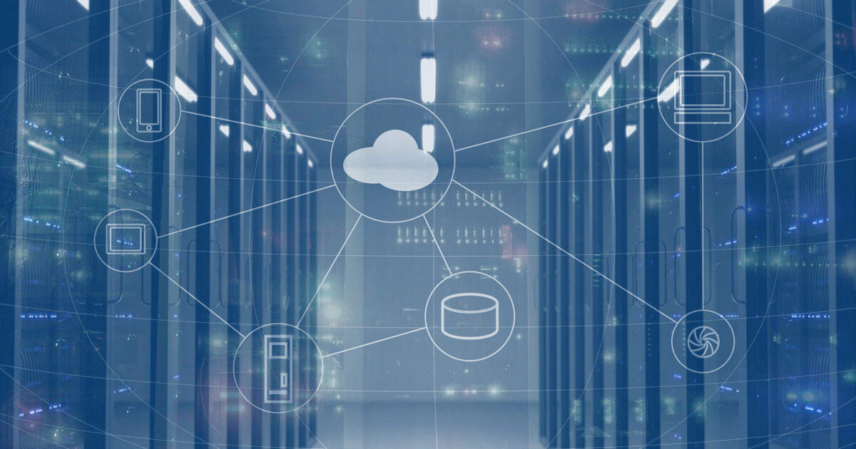 Image of a serverroom with an overlay of a cloud with connections going to different items, like a server, a drive, a computer, a mobile phone.
